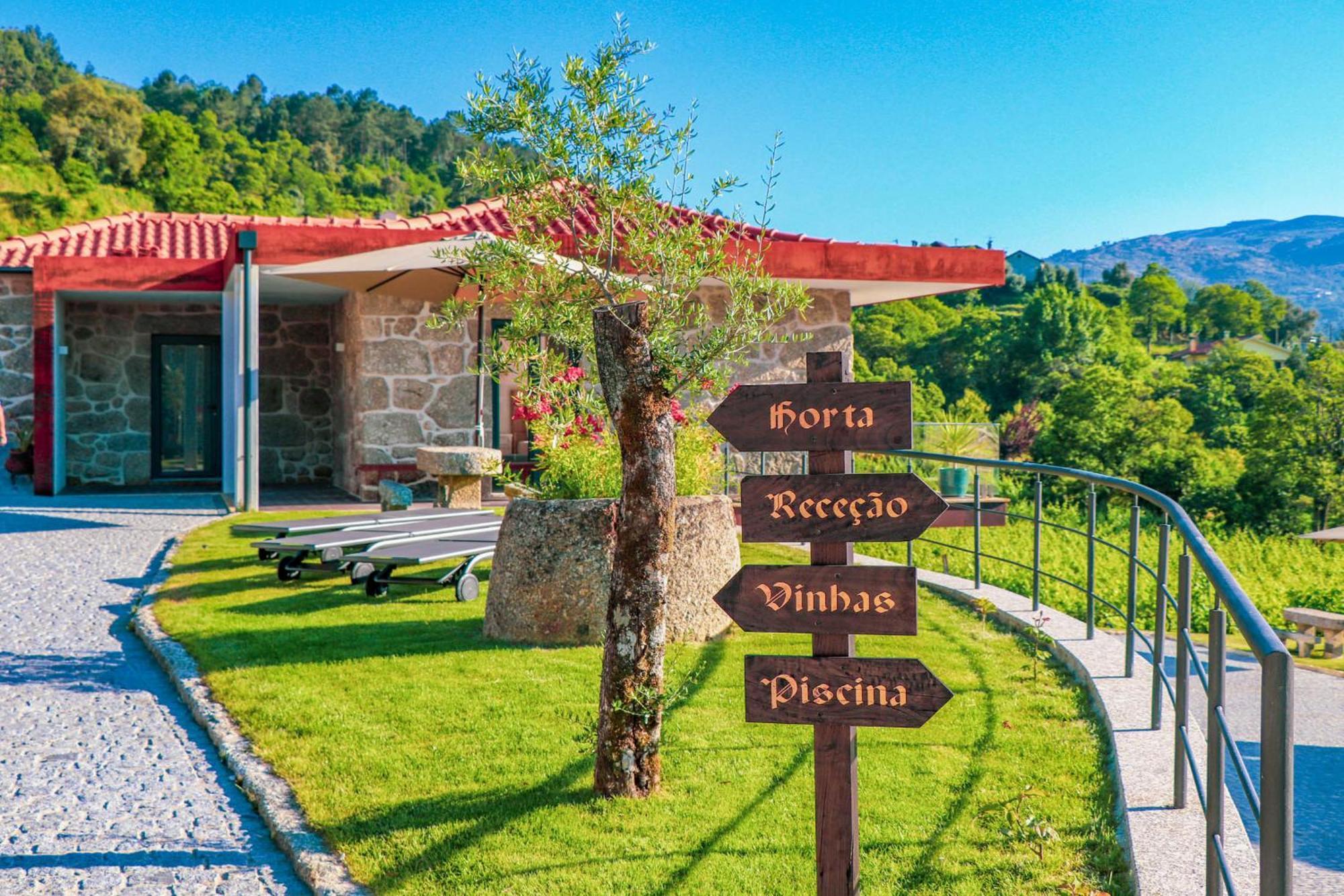 Vale Da Fonte - Charming Houses Ponte da Barca Exterior photo