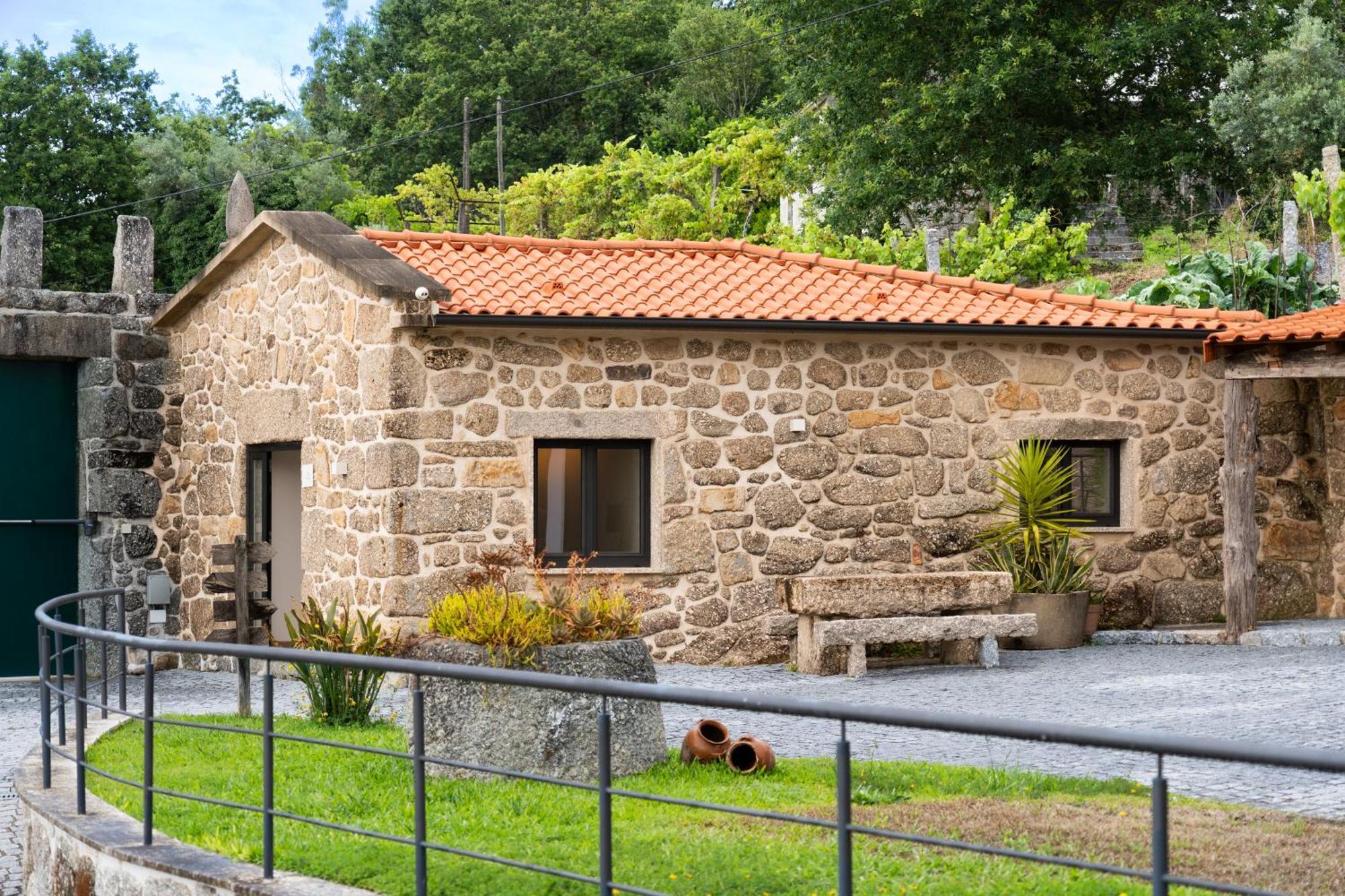 Vale Da Fonte - Charming Houses Ponte da Barca Exterior photo